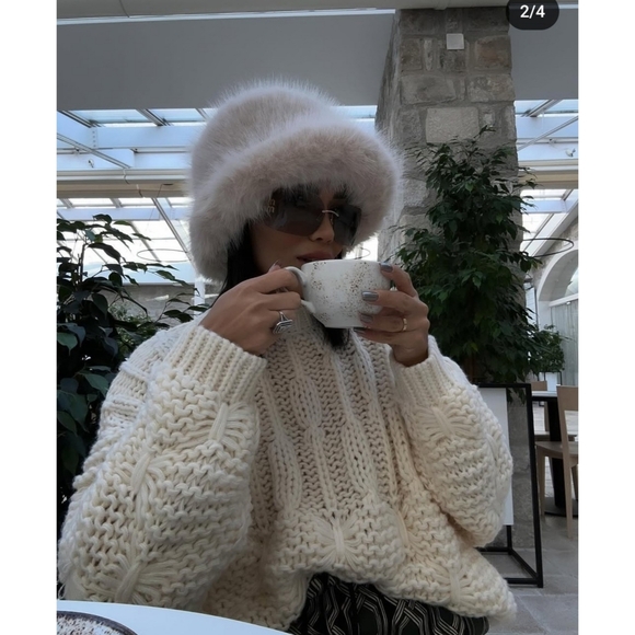 Zara Textured Knit Sweater Cream NWT - Picture 2 of 7